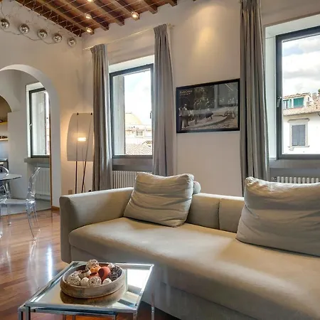 Beatrice Apartment By Mamo Florence-2