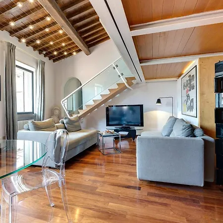 Beatrice Apartment By Mamo Florence-2